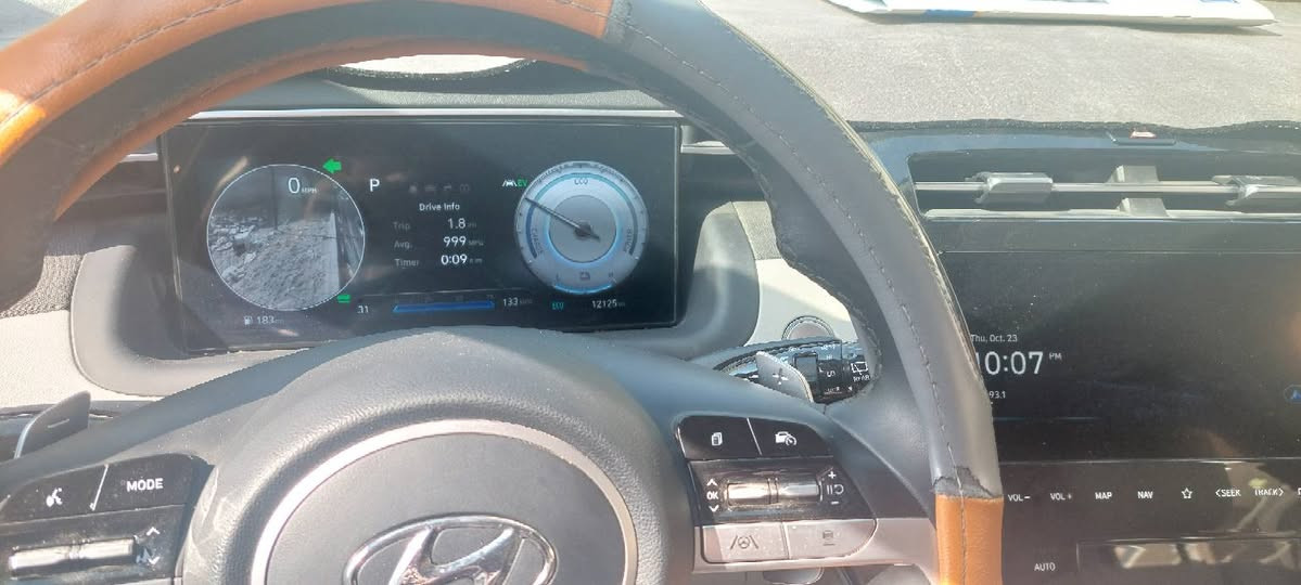 للبيع توسان بلك ان هايبرد شحن خارجي ثلاث انظمة لمتدد فول داخل اوف وايت
من  رخصه صاحب الكروب@#@#
توسان بلك ان @# هايبرد#@  بلك أن هايبرد#@شحن خارجي ثلاث انظمة شحن منزلي وهايبرد وبانزين
وأرد امريكي@# بدون حادث فقط دعامية خلفية مفتوحه..
للبيع موديل ٢٣ فئة مواصفات خاصة vip ..
بدون  حادث كلين تايتل..
سيارة بعدها بوضع الشركه تايرات الشركة جواها مرقمه بغداد بأسمي 
بيع مستعجل بسعر جوة سعر التكلفه اني مستوردها من أمريكا..صارت عليه ب ٢٥٢ ولأن عارضها ب ٢٤٣ لانه محتاج فلوس لحاجه ماسة..سيارة الي ياخذها يعيش الرفاهية والمتعه بكل شيء 
للجاد بالشراء التواصل على الخاص او واتس اب ***********.
مكان السيارة بغداد الدوره المهدية الثانية@#.
ارفع المنشور بتعليق جزاك الله خيرا
