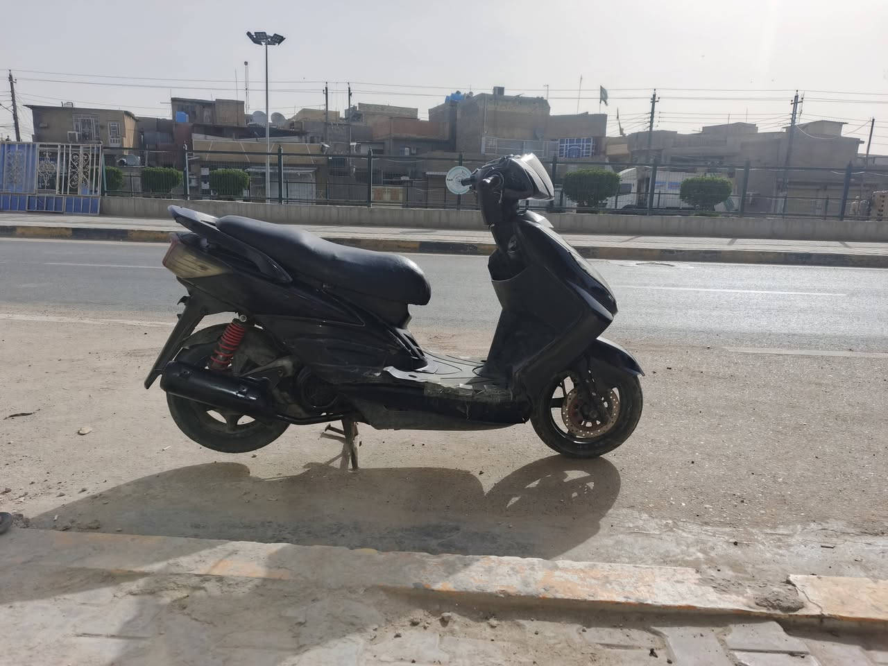 تراجه سكنس فحل. نكره تشتغل. هندر ملغي عوزه شوته. مصبوغه كفراته سود لايت امامي طافي الباقي كل شغلل مكاني دوره. مراوس بدراجه   غو بيع350. مكينه ناعمه وحلوه نكره بكل وقت ***********
