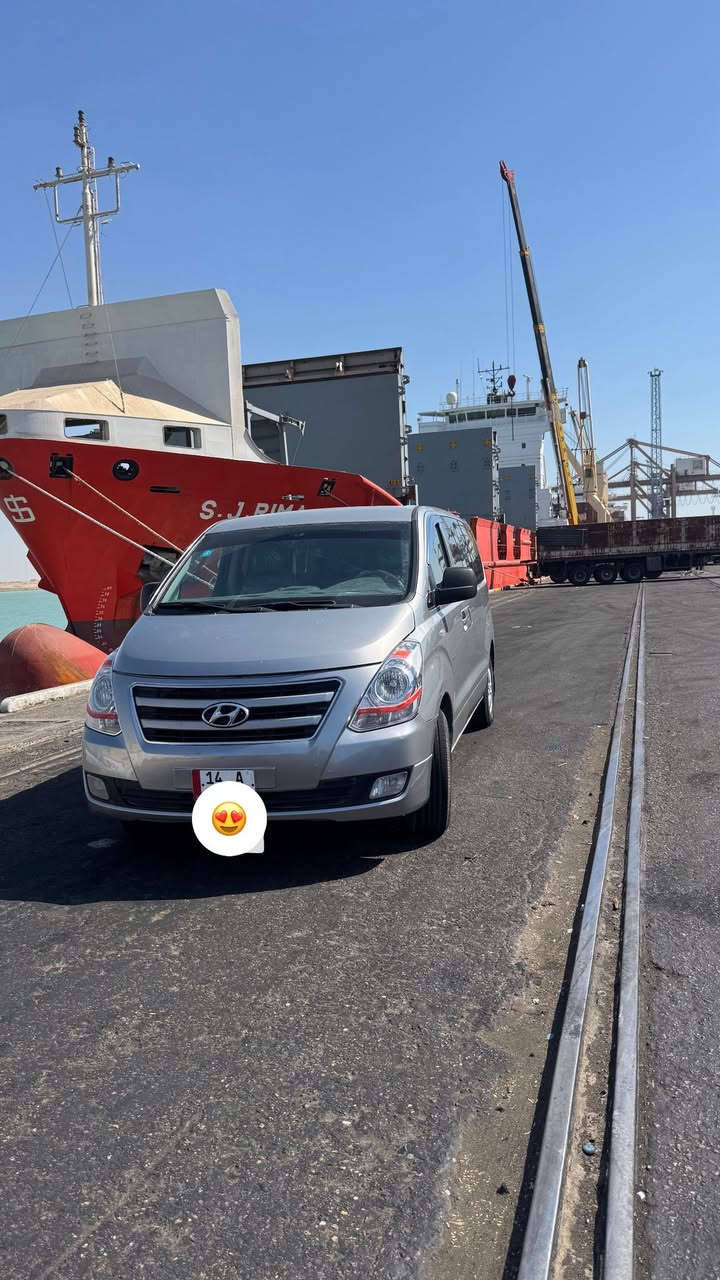 سلام عليكم ستاركس 18 دبلو البيع مكينه نص بنص سياره بسم سنويه2030 مصفره ضريبه وهيئه سياره فقط ظربه بل مدكر المامي شبر وطخه بدوسه خفيفه بيه صبق بكوريه قطعتين وانه ماكفل صبق سياره جاهزه مكينه وكير كفاله كهرباىيات تبريد تدفئه  شرط سياره جاهزه من طول لطول سعر 235 وبيه مجال نشاء الله  مكاني  البصره الهارثه كرمت علي ستفسار ***********
