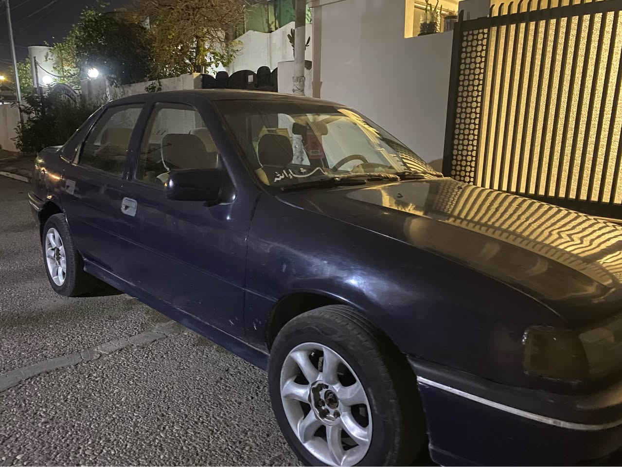 فكترا حجم 18 موديل 91 سلايت 
رقم اربيل سنويه ساقطه بل 24 
شرط تحويل بدون حادث بدون خياس
لون نيلي كهربائيات كير ومحرك بشرط
مكاني كركوك سعره 36 بيه مجال بسيط *********** كركوك, العراق
