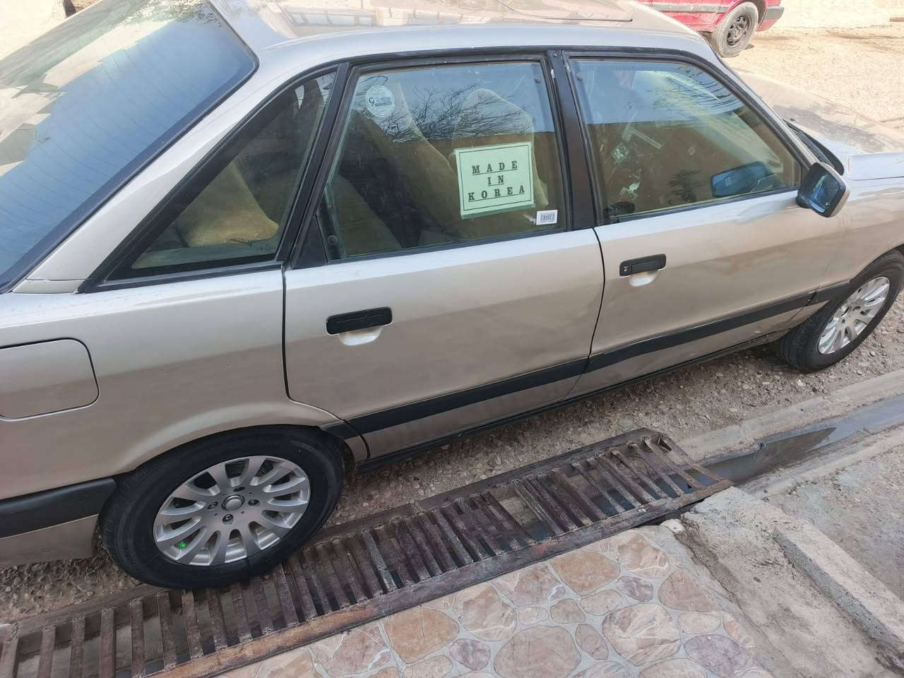 السلام عليكم سياره اودي للبيع ثانويه عاج منتهي من  سياره 2020 سياره بدون غرامات سباق قروض شرق جير محرك شرط سياره بدون نواقص بدون ضربه صدر جديد سياره انواع كركوك حي العسكري سعرها 25 وبيها مجال رقم موب رقم الموبايل***********
