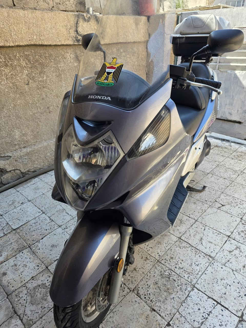 سلفر ٦٠٠ امريكي
رقم بغداد بأسمي ماشية ٢٨ حقيقي على ايدي الدراجة مكفولة من النقص برغي مامفتوح بيهه كلة بلاد عدا الدوسات مصبوغات وبيهه شخوط واضحة بلفديو كلجات بلاد قايش بلاد سكيورتي اي بي اس تايرات جدد وكلشي واضح بلفديو المكان بغداد ***********
