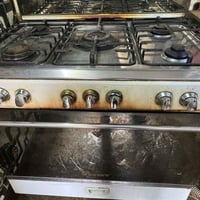 طباخ مصري • نضيف • فرن شغال