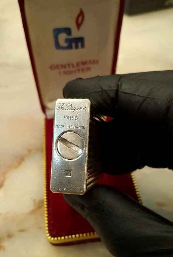 🎖️👀 بــ 4500ج وتعالا بص ولاعة S.T. Dupont🇫🇷 🎖️🎀أصلية 🎖️مقاس Small👀🎀💯
✨ حالة زيرو – تحفة لهواة التحف الفاخرة
✅ محفور عليها ختم S.T. Dupont Paris🇫🇷
✅ صناعة فرنسية أصلية مع رقم تسلسلي👌
✅ 💵 السعر: 4500 ج نهائي فقط💯🎀
📍 المكان: فيصل – المريوطية🛖
📲 للتواصل وطلب المنتج: واتس 01556839135☎️
🚚 شحن سريع لجميع المحافظات
 #ولاعة_Dupont #LuxuryLighters #تحف_نادرة #ولاعة_اصلية #قول_سعرك #مبروك_عليك #LuxuryEgypt #شحن_لكل_المحافظاتكده الهرم, الجيزة


**إذا كنت صاحب هذا الإعلان وتريد حذفه لأي سبب، رجاءا أرسل رسالة إلى الدعم الفني**
