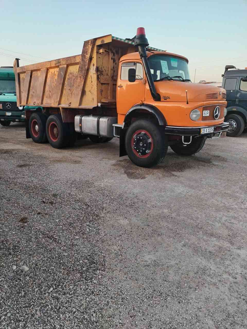البيع موديل 80 مكينه ستندر فوك جوه شاصي بلادي تخم تاير كير برميل 150 رقم جديد بسمي

***********
