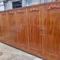 ميز • حسب الطلب