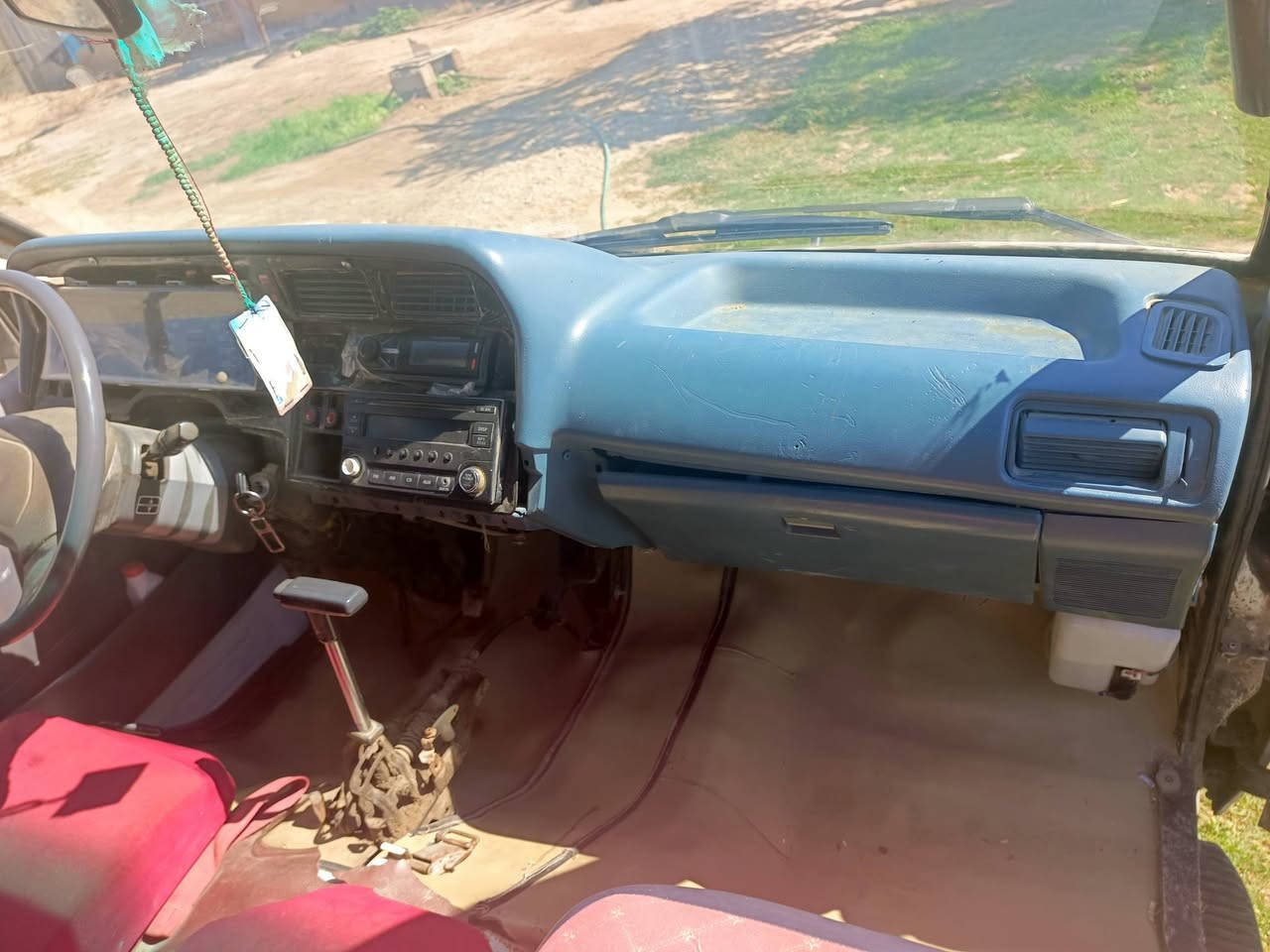 بوز موديل 99 رقم بصره الماني راعيه موجود شاصي بي كتاب مرور مصفره هيئه مامسجله محرك 2500 كير اكسن حداديه كهرباء تخم تاير سياره جاهزه ع اخر حبايه مكاني واسط قضاء الصويره السعر 38 بيه مجال اخذ صافي اتعهد ب راعي ***********
