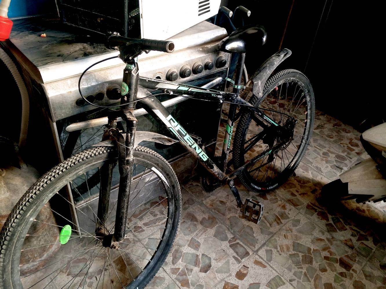 باسكل  RFENG حجم 29  قفله ١٦٠،٠٠٠السكن بغداد الامين الثانيه  الباسكل عن الحلال والحرام متروك شهر واحد 