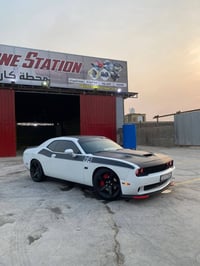 جالنجر موديل 2021 السياره مكفوله من الضربه بيه كلير من امريكا ابيع صبغ...