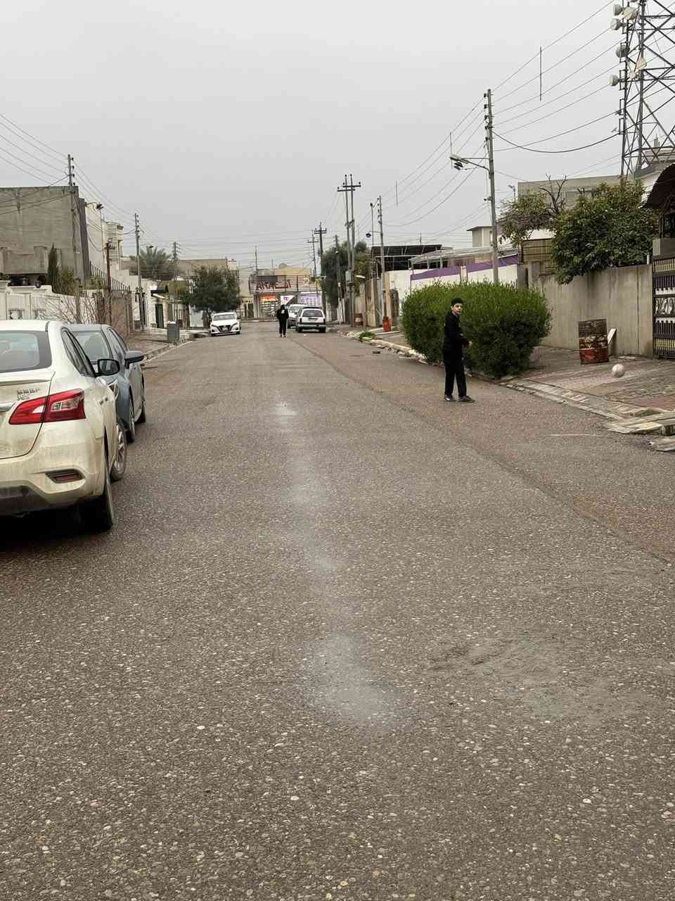 🔚  دار للبيع طابو ملك صرف مساحة  ( 420 م) 
        بسم شخص واحد

       
   واجهة:      16    متر 
   العمق:      26    متر 

العنوان / كركوك- القادسية الثانيه المربع الذهبي 
         قرب مجمع المدارس مقابل حلويات الحلواني 

☎️ للإستفسار يرجى الاتصال 
بالأرقام الموبايلات الواردة أدناه

***********  واتس اب 

📍او زوروا مكتبنا مكتب الصًرح للعقار 
     في القادسية الثانيه قرب مثلجات سارا
