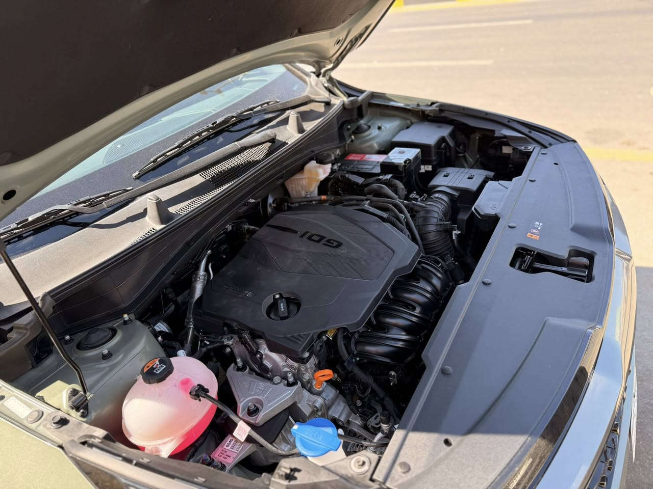 سلُِآم عٍلُِيڪم سبورتج موديل 2024 وارد امريكي ضربتها حوض ايرباك برده وكشن   سياره نضيفه وحديثه ماشيه 18الف وبقيه التفاصيل كدامكم بل صور التواصل ***********
