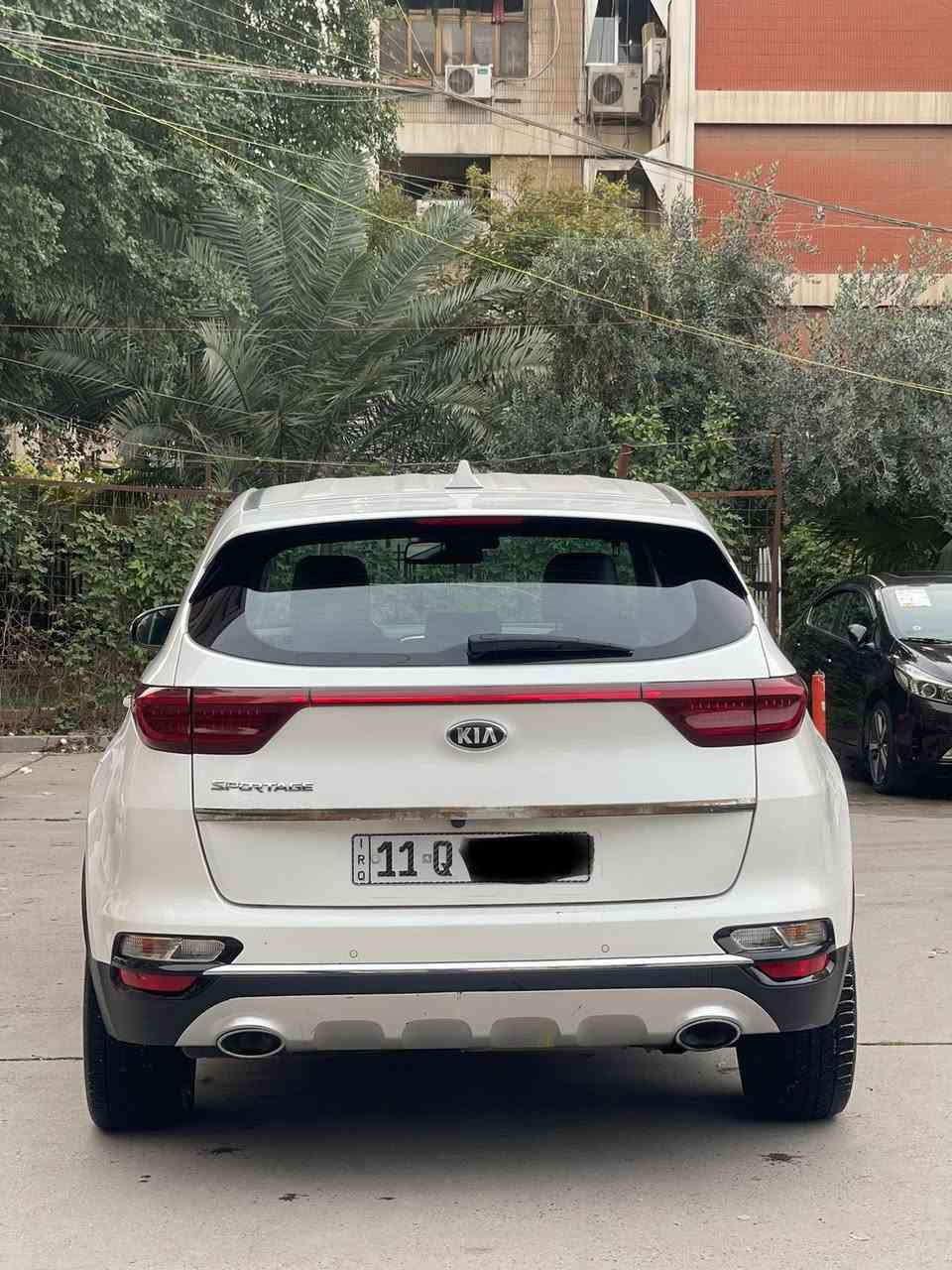 سلام عليكم شباب سياره كيا سبورتج موديل 2022كاز  فول مواصفات عده فتحه سياره خير من الله سياره 
سعرها 188 ورقه خابرني وبيك خير وتدلل 
مواصفات سياره كلين 
رقم الهاتف ***********

مرايا جانبيه كهربائيه
 
مثبت سرعه 

تبريد مقاعد 

بصمه 

شاشه ابل كاربلاي 

كشافات ضباب

مصابيح زينون الاماميه

التحكم على المنحدرات
