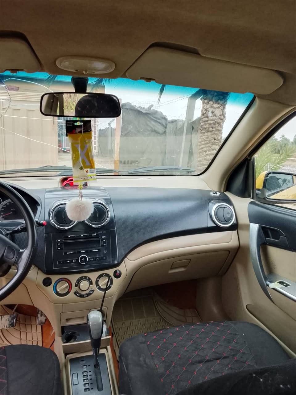 سلام عليكم للبيع افيوي مديل ١١ شركه العامه رقم نكليزي بابل بسمي تبريد  شغال سياره كفاله ما عده قطه وحده تبديل بس تخم تاير صدر كير مكينه ما فتوحه مال شركه كله جاهزه ترايك للبصره العنوان بابل السعر ٦٩ مستعجل على بيعته لاستفسار أكثر أتصل على هذا الرقم ***********
