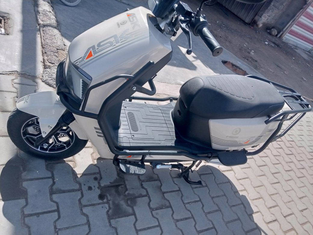 دراجهASK
2026 موديل2026دراجه مكفوله شخط مابيها استخدام اسبوع واحد6بطاريات كرتين بيها عل كرت وعل اسويج كلشي بيها شغال سعرها750وبيها مجال قليل مكاني بغداد ابو اغريب بلحصوه 
***********واتساب
***********اتصال
