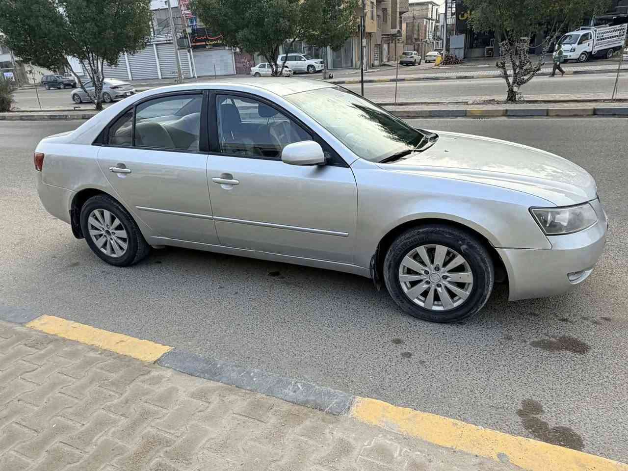 سلام عليكم
سوناتا. ٢٠٠٦

نجف بسمي  

مكفوله من ضربه صبغ عام جماليه 

محرك جديد

كير مكفول 

تتفئه تبريد شغالات 

حداديه ماشاء الله 

سياره جاهزه 

مكانه نجف 

سعر. ٩٧. وبيه مجال كلش بسيط حك جيه 

 

***********
