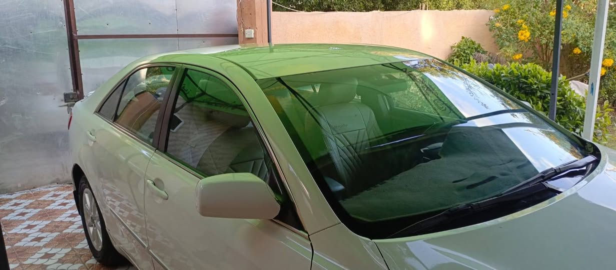 كامري موديل 2008 صبغ بنيد وجاملغ ايمن ونص من الباب حادث امريكا سطحي بدون دواخل 6سلندر ماشية 110  السيارة كلش نظيفة ومابيه اي نقص تخم تاير كير و محرك كله مكفول رقم بغداد السعر 103 وبيه مجال الاتصال على الرقم ***********
