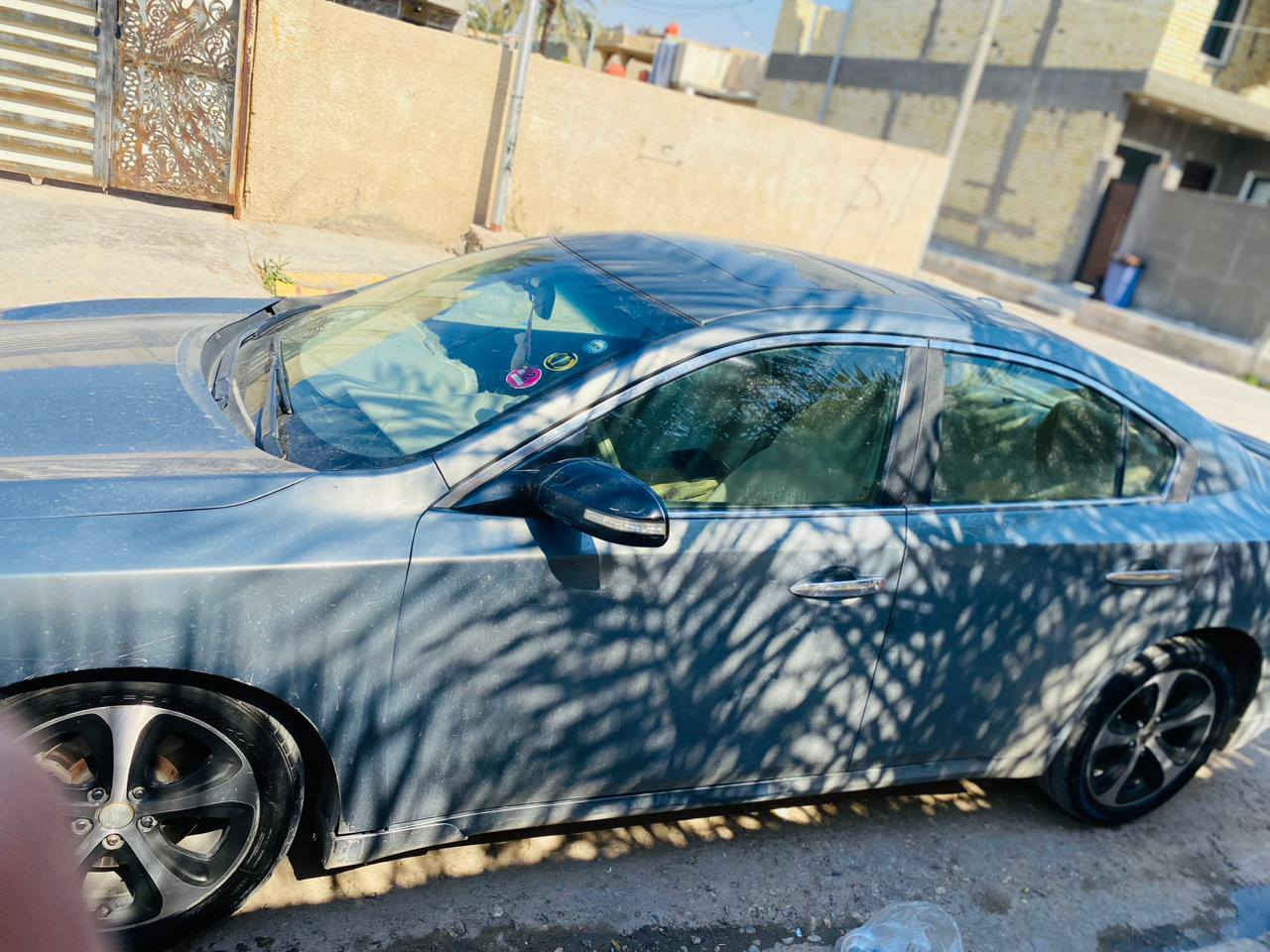 نيسان مكسيما مديل 11 فول مواصفات 
بصمه فتحه قمارة اشاير مري و سستم سماعات + مضخم مكينة 3.5 
6 سلندر اقتصادية 
وبعد بيها هواي مواصفات 

رقم انكليزي شمالي 
ضرية جاملغ عكس السايق بدون لغود وبودون دواخل 
بيع لو مراوس حسب القناعة
السعر 90 
*********** الصويرة, واسط
