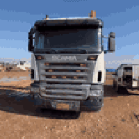 سكانيا 2005 • محرك 470 • راس وعربانه تحويل