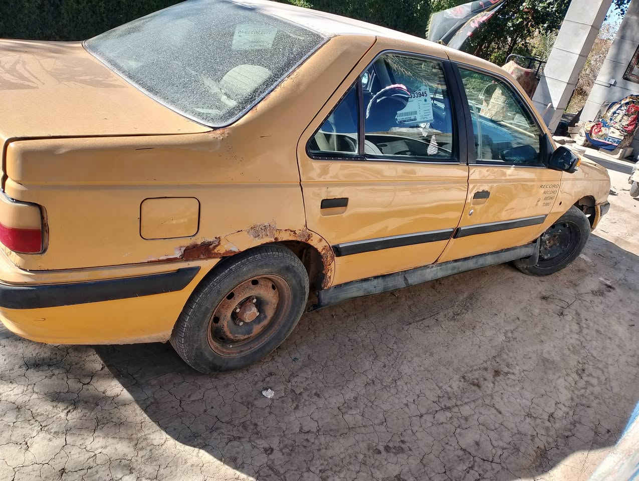 سلام عليكم بيرجو بارص البيع مديل 2011مداور ثاتي يوم  مكينه وكير فول السعر 15وبيه مجال التفاصيل انتصل عليه الرقم *********** مكاني دوانيه قضاء سومر
