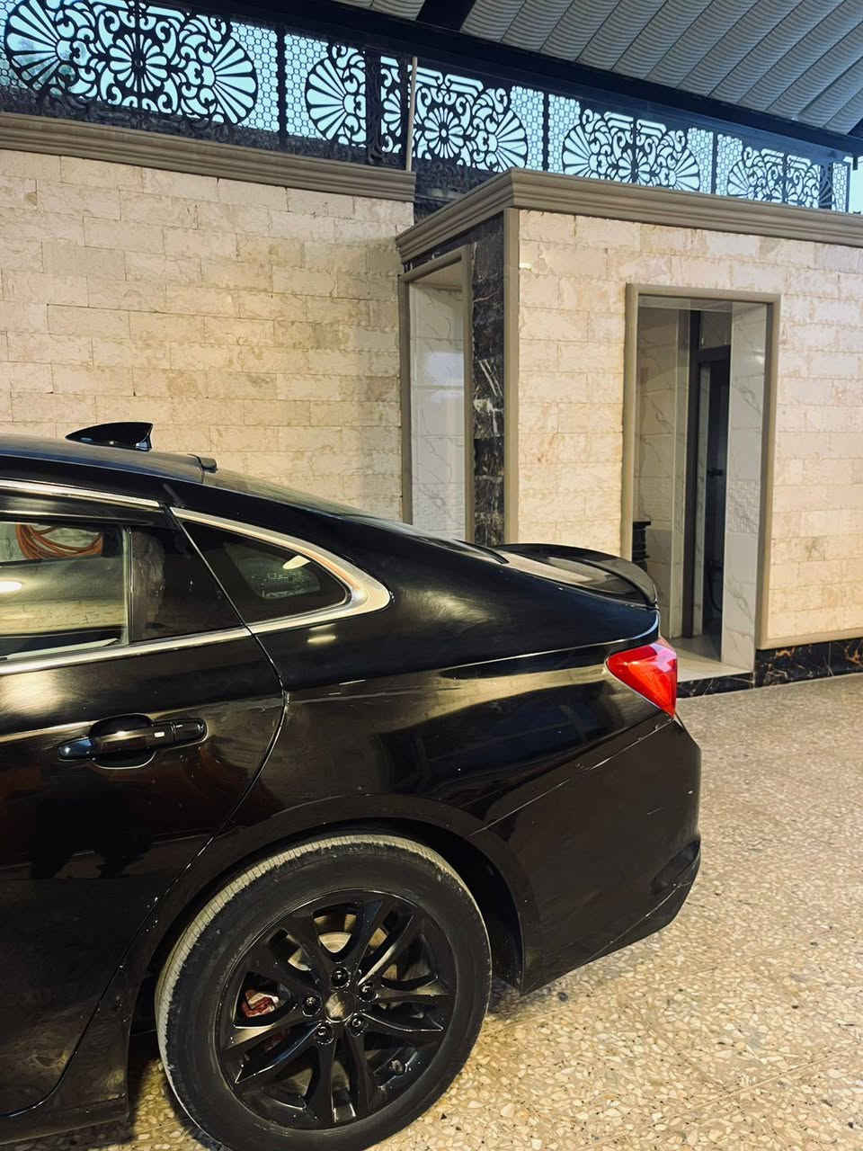 السلام عليكم 
ماليبو ٢٠١٨ رقم اربيل مجدد لل٢٠٣١
سياره ضررهه قطعتين
منظومة تبريد كامله جديده تيربو جديد
 سياره بيهه ملاحظات بسيطه 
عنوان ديالى خالص 
هاتف ***********
سعرهه ٨٢
