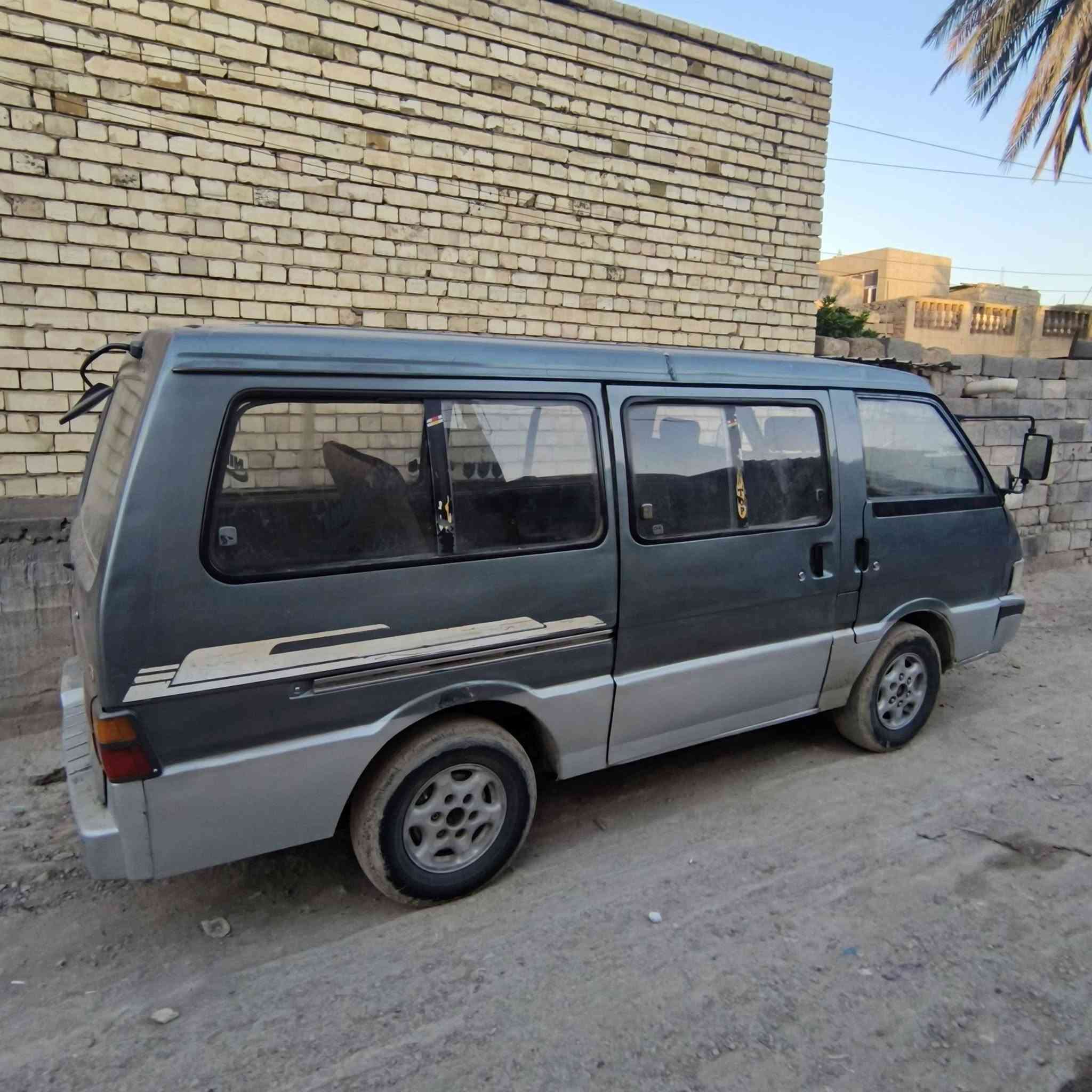 سلام عليكم ورحمة الله وبركاته
كيا بستا موديل 1993 سنوية لل28 تحويل ثاني يوم وكالة ماكو فقط تحويل مباشر كهربائيات جدد دوشمة جديدة كير ومحرك واكسل جديد محرك لاتنقيص ولاتبخير جديد باور ستيرن جديد تخم تاير باتري مشط جدد نقصها فقط صدر 50٪ عنواني بغداد ابوغريب سعر 37بيها مجال للطيبين رقم الهاتف  ***********//***********
