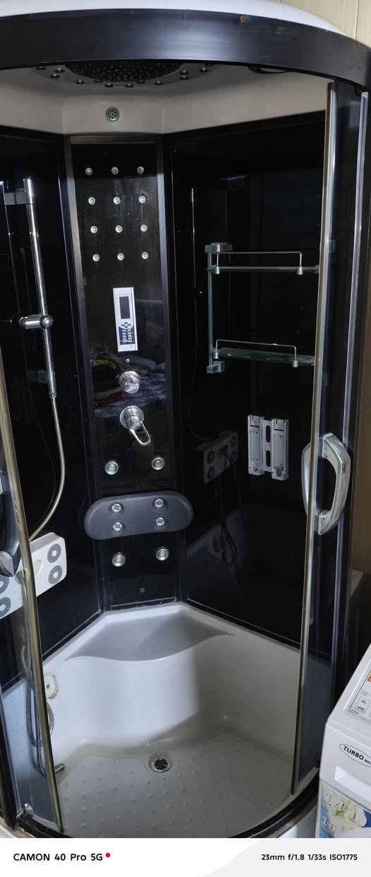 ‎ئەم حەمامە سەفەریە بۆ فرۆشتنە بوخارە گەرمیە ڕادیۆیە لیدە تەلەفۆنی پێ ئەکرێت 
0750 107 8205‎ حلبجة, السليمانية
