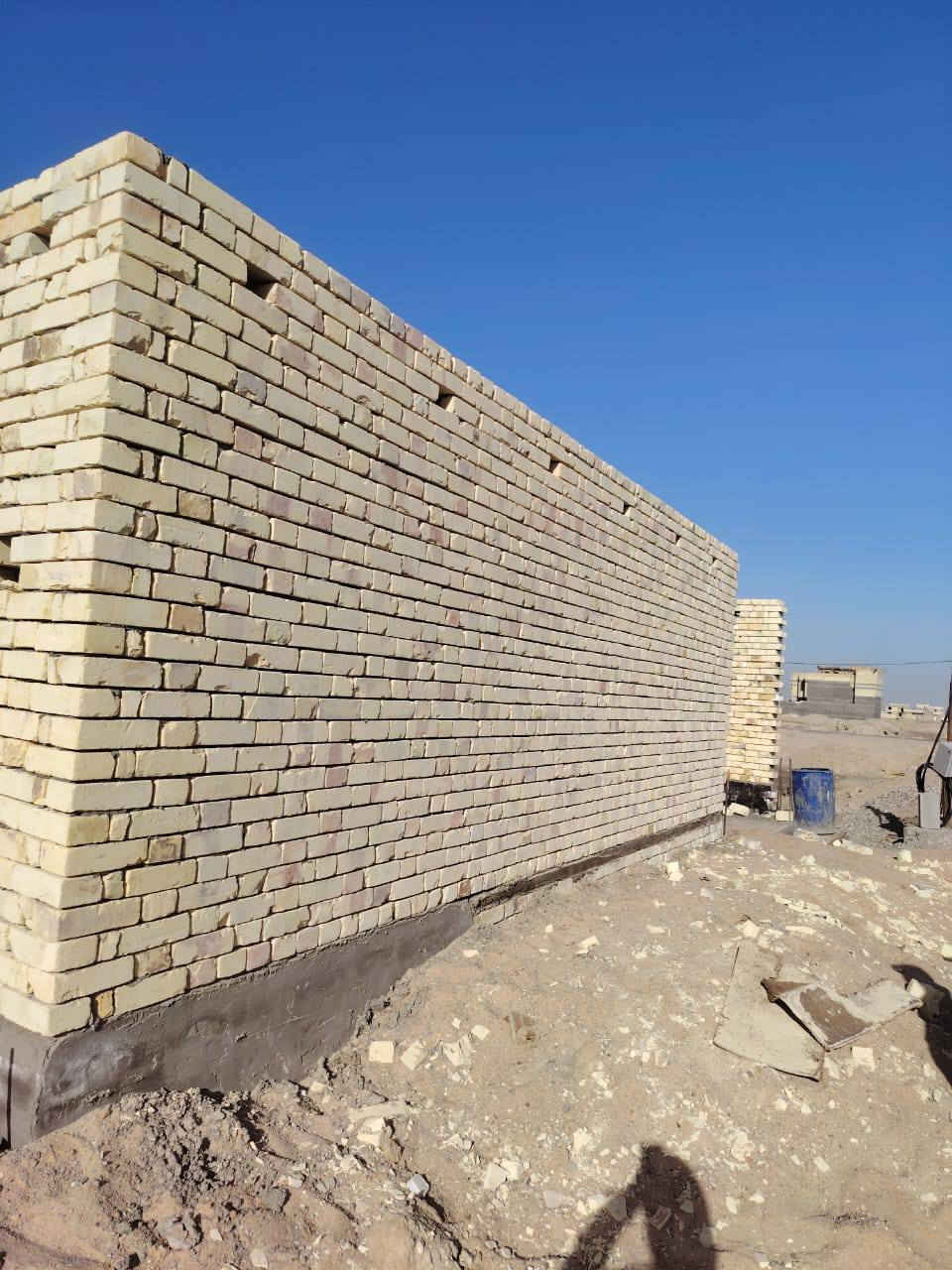 عندي خلفات ثنين بناء نشتغل ع دبل او قطعي شغل نضيف واستلام مهندس ولتزام بلموعد اتصل وتدلل وهذه رقمي بيه واتساب ***********
