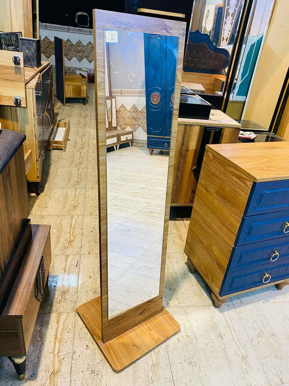 غرفة نوم تركي مستعمل
تتكون 👈8 👈 قطع 🥰
نضافة 85%💯
السعر 700
مع نقل وشد داخل بغداد مجاني


**إذا كنت صاحب هذا الإعلان وتريد حذفه لأي سبب، رجاءا أرسل رسالة إلى الدعم الفني**