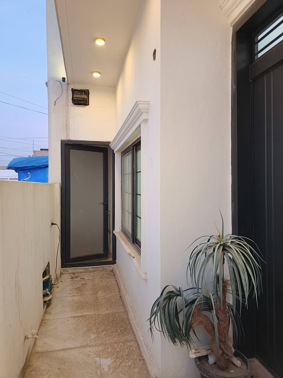 دار للبيع🏚 100 متر👈 مربع
العنوان حي العسكري 👈 قرب صيدلية طيبة
طابو صرف بسم شخص🚶 واحد
بناء حديث طابقين
السعر 135 مليون وبيه مجال
موقع مميز👌 جداً قريب من شارع الرئيس
علما سيكون معاملة مع صاحب الدار مباشرة

للاستفسار أكثر مراجعة مكتب المباني للعقارا
ت والمقاولات العامة او الاتصال على الارقام الثالي

***********  محمد ابو جنيد /واتساب وما سنجر
*********** محمد

نتشرف بزيارتكم للمكتبنا واستقبال كافة عرضاتكم تجاري وسكني في كافة أنحاء محافظة كركوك

عنوان مكتبنا حي العسكري مقابيل جامع المعراج
