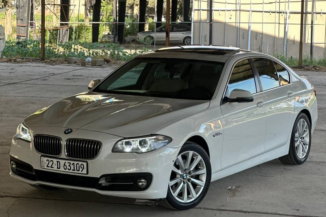 بی ئێم دەبلیو 2014 F10 حجم 528i 
مەکینەی 4 بستۆن توین تۆربۆ 
سفری شەریکەی العروش 
سلایت 
بەسمەیە شەغال 
کوشن جلد 
کوشن کارەبایی 
کوشن خەزن 
دەرگا شەفت 
کامێرا دواوەی 
سێ مۆدی لێخوڕین 
چوار تایەی نوێی لەژێرە 
سەنەوی نوێیە 
دەرگا سایەق بۆیاخە 
بێ دەعم بێ ناوگرتن 
وێنەی سۆنەرەکەیم داناوە 

سـعـر : لە کۆمێنت داوابکە ڕاستەوخۆ بۆت دێت 📥 

گێر و مەکیەنەی بەشەرت 
هیچ کێشەیەکی تێدا نییە 

ژمارەی خاوەنەکەی
***********

