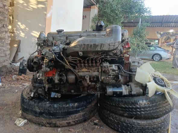 السلام عليكم محرك هينو طيره ٧٠ للبيع
مفتر بي يطغ خانه وحده للاستفسار اكثر

الاتصال على الرقم ***********
