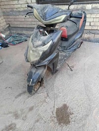 موطور شحن • يحتاج بطاريات • الرمادي