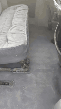 بيع سريع 
دوج كرايسلر موديل 1988
محرك كامري 2200
سيارة مال بيت 
السيارة مضبطه اي محافظة تطلع 
السنوية و الهزة جديدة   
السعر النهائي 25 ورقة
تلفون: ***********
كورك: ***********
