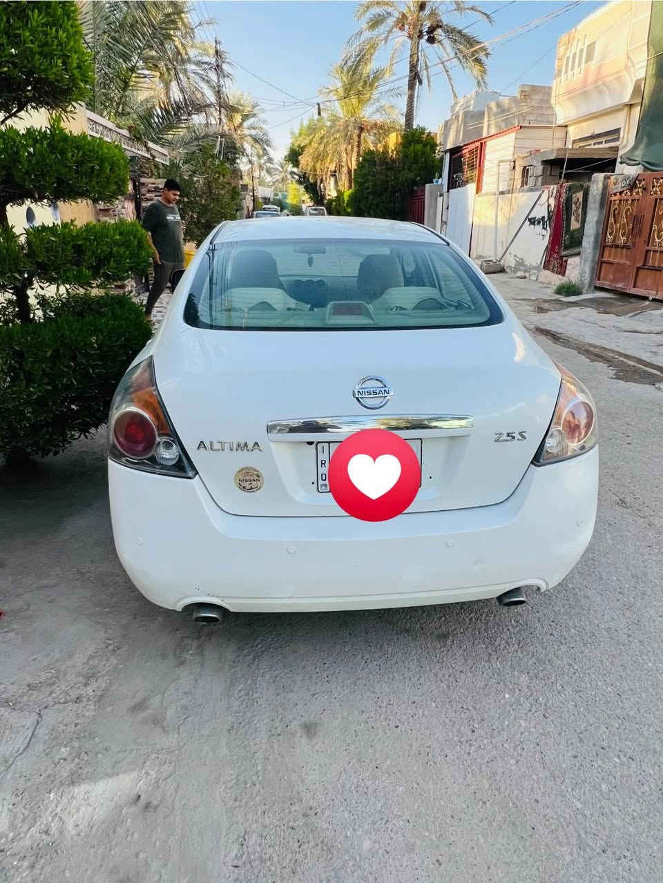 السلام عليكم نيسان التيما للبيع موديل 2008 خليجي ابيض بدون حادث ولاصبغ فقط بارد جدا بسيط كير ومكينه خير من الله السعر 102 وبيها مجال للشراي مكاني ديالى بعقوبه 
***********
