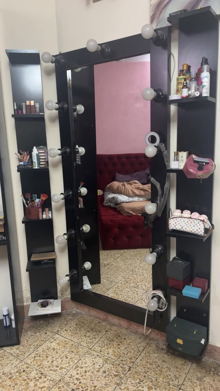 كنتورين ومراية ام الاضوية ورفوف عدد 2  للبيع ب250 الف


**إذا كنت صاحب هذا الإعلان وتريد حذفه لأي سبب، رجاءا أرسل رسالة إلى الدعم الفني**