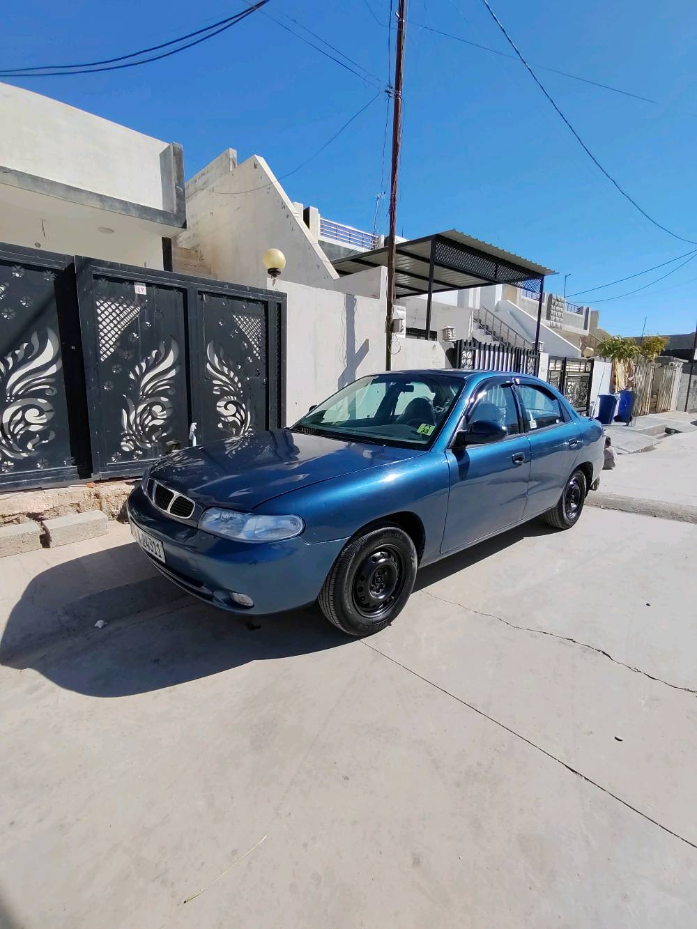 سياره نوبرا موديل 1998صبغ عام الجماليه
سياره بي ضربه خفيف بدنه كدام فقط تايرات جديد باتري كهرباء تبريد كلها جاهز بس يحتاج غاز سياره كلش نضيف الي شراي يخابر تحياتي إليكم
***********
*********** 