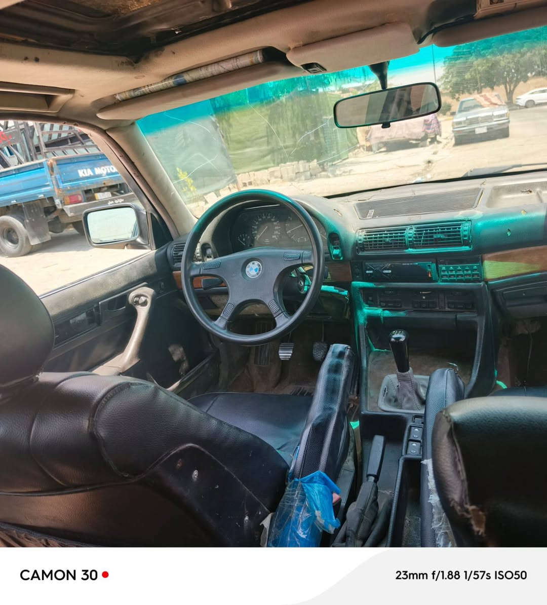 س ع بي إم 735 موديل 91 كير محرك بشرط سياره بدون حادث كهربائيات مسجل مضخم كله شغال بس واشر كلج شويه تعبان سياره ترايك وين متحب سعر 28 عنوان كركوك ‏‪***********‬‏
