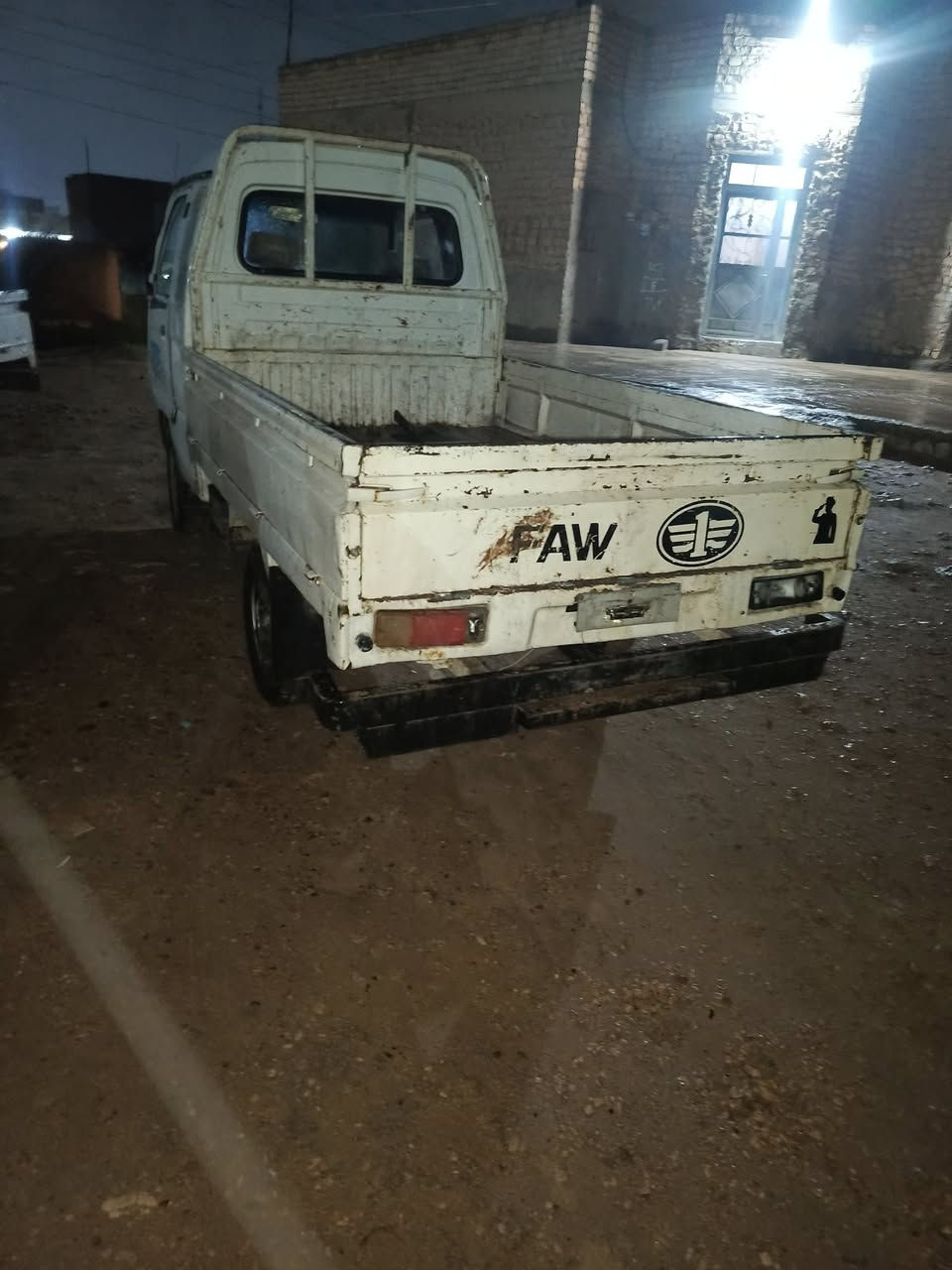 سلام عليكم عموشه للبيع اوراق كامله محرك كير اكسل كفاله صدر اليوم شديته جديد سعر 14ونص مكان سعده ادمن حبي وافق ***********
