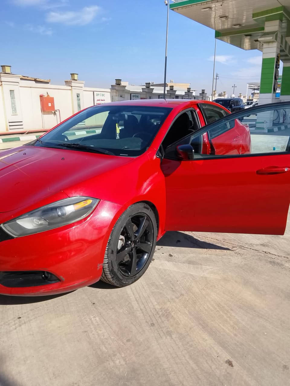 السلام عليكم 
دوج دارت 2016 GT
حادث غرق السيارة كلهة شغالة 100‎%‎ وبعد احلة من الصور
شاشة كبيرة كار بلي
ويل رياضي اسود
كير مكينة فول
مثبت سرعة
مانع تزحلق
شاشة اعطال
غرفة نظيفة جدا
تحويل ثاني يوم
السعر 75
للاستفسار الاتصال / ***********
