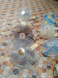 مروحة جداريه • كبار • وسط السنيه