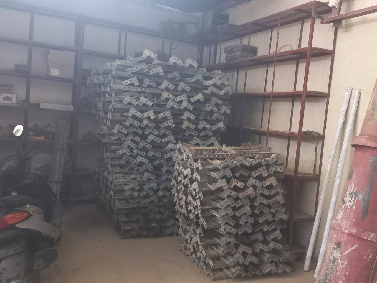 سكله الكرار للبيع وتأجير قوالب الدنك المربعه  والدائري والجدران وفخات الرباعيةوبيع عوازل الصب
***********
***********
***********
العنوان حله مقابيل الحي الصناعي شارع الكبان منطقة كراغول
