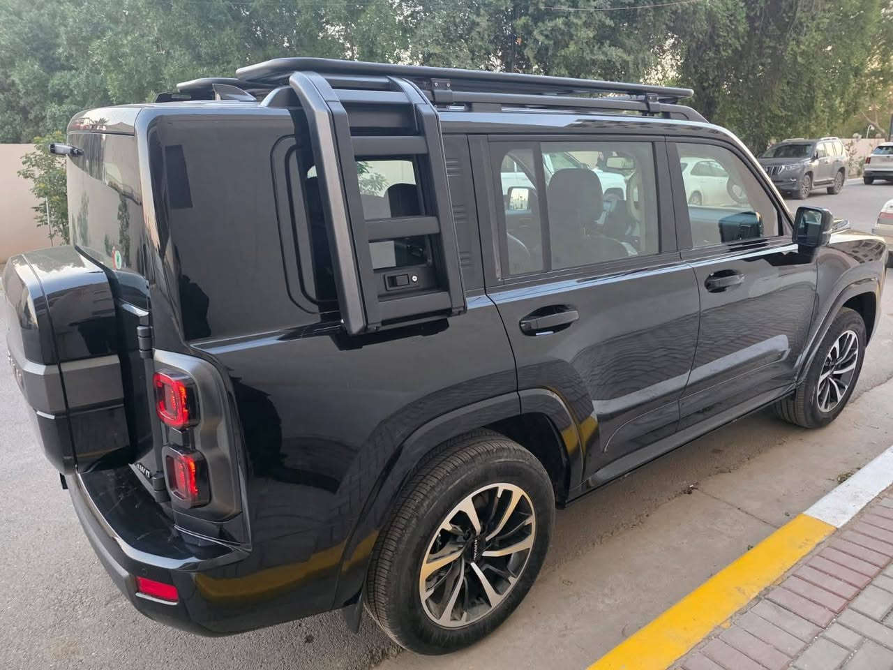 السلام عليكم هافال h9 موديل 25
زيرو ماشيه ثلاثة الاف ونص رقم بغداد كت لون اسود وداخل اسود
مكفولة مكاني بغداد
***********
