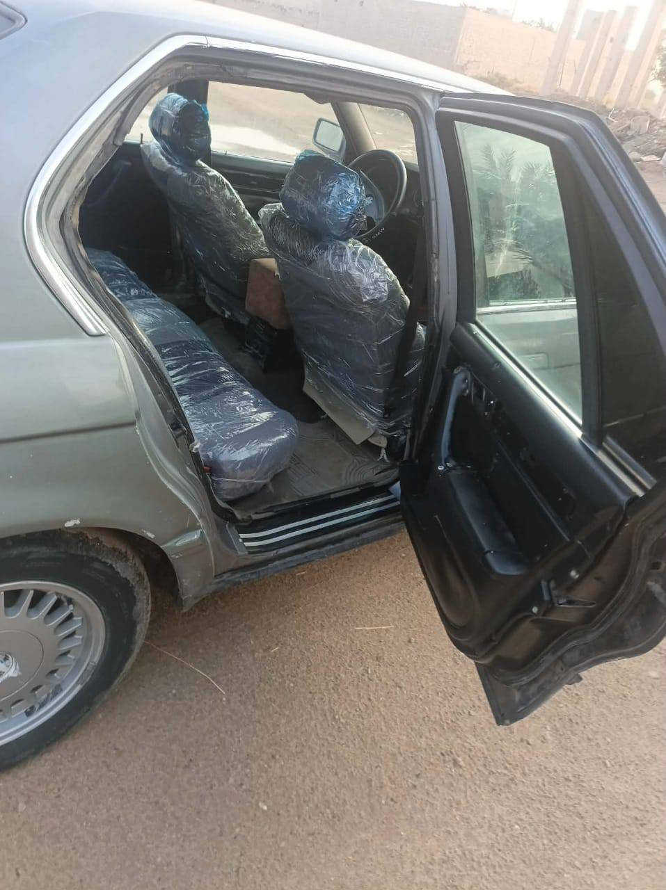 السلام عليكم السياره للبيع موديل 91 اي خياس مابيها محرك صافي اي خربطه مابي والباقي كدامكم فقط كير كايم تجي تشوف بعينك السياره موجوده ببوغريب  السعر 43 ***********
