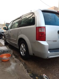 دوج كرفن • موديل ٢٠٠٨ • صبغ قطعتين