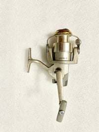 مكينة مامايا • حجم فعلي ٤٠٠٠ • خيط قياس ٤٠/١٠٠