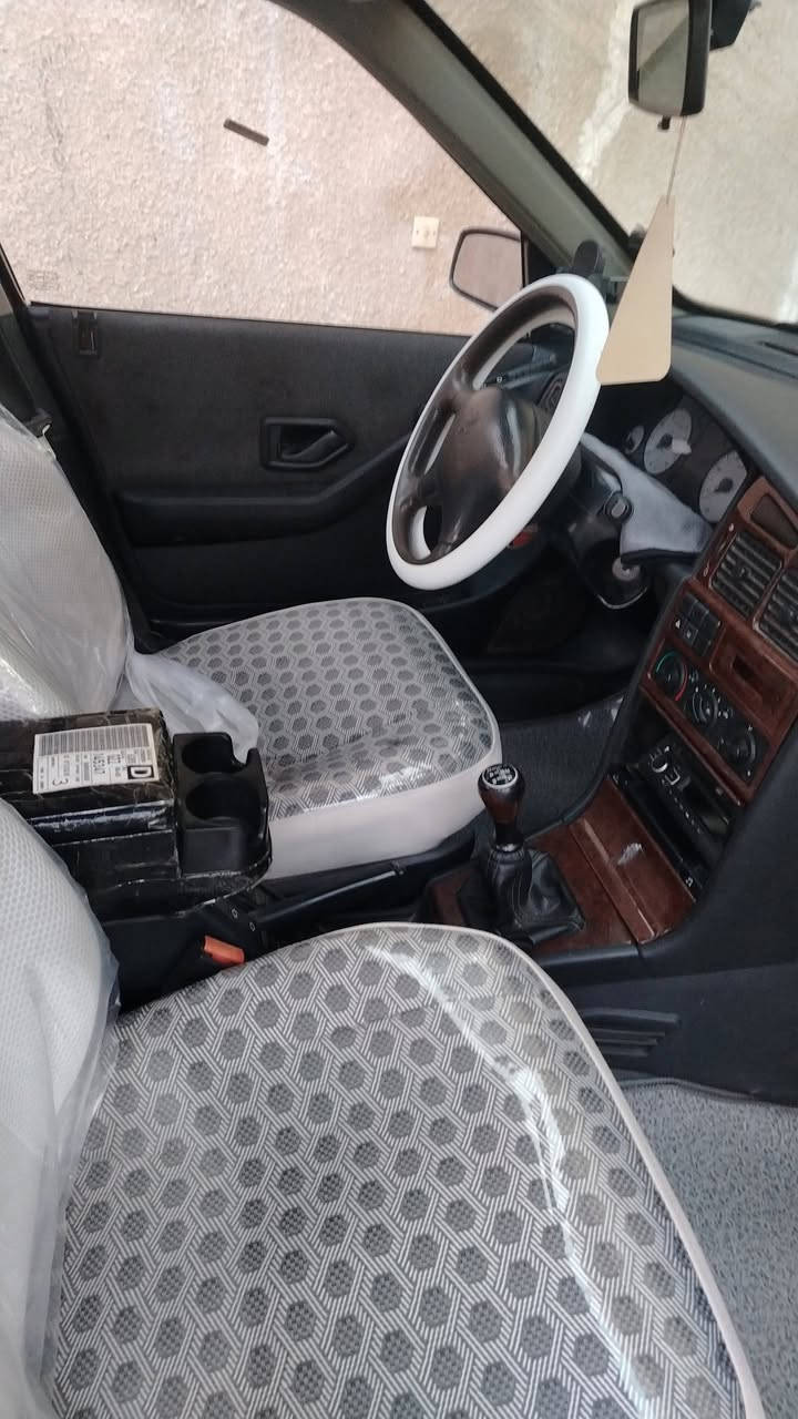 السلام عليكم بيجو بأرص 2015 رقم بغداد غرامات صافيه حداديه كير مكينه  مكفول ضربه مابيها خياس مابيها تخم تأير بيها تبريد وكهرباء كلها شغاله جديده ماشيه 160 حقيقي
ستفسار***********
سعر 57وبيهه مجال
العنوان جسر ديالى الكرغولية سايد الواحد
