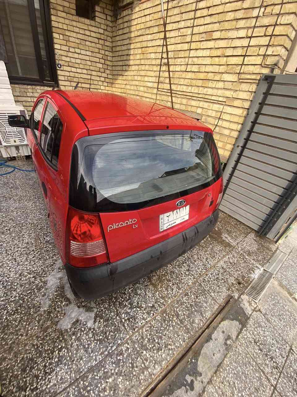 كيا بيكانتو ٢٠٠٧ كير عادي تبريد مكفولة  رايدها ب٥٧ وبيها مجال قليل مكاني السيدية  ***********
