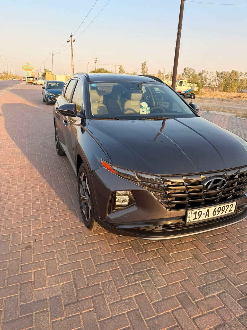 🚘 للبيع | هيونداي توسان 2023 وارد أمريكي 🚘
✔️ حادثة ربع بنيد والدعامية فقط (صور الحادث مرفقة)�✔️ محرك 2500�✔️ فتحة سقف�✔️ داخلية أوف وايت�✔️ تحديد مسار�✔️ أوتو هولد�✔️ سونار�✔️ مواصفات إضافية عديدة
💰 السعر: 165 ورقة
السيارة نظيفة وجاهزة للفحص، 
للاستفسار الاتصال على الارقام التاليه
***********
***********
