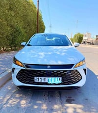 جميعاً...  للبيع.. كن بلص زيرو  كن بلص ابيض  (داخل زيتوني) مرقم بغداد ...