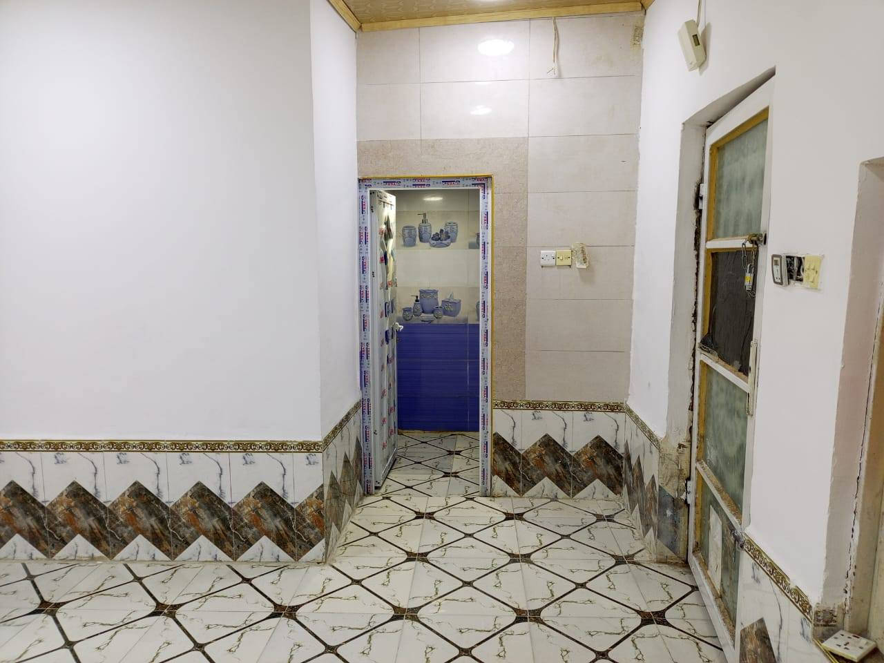 سلام عليكم 
بيت خلفي حي او  للبيع  بناء حديث طابق واحد المساحه 100 متر على ساحه
السعر 85 مليون 
اي استفسار الاتصال على الرقم واتساب ***********
@إشارة عقار ذي قار دارك الحاج محسن الركابي الركابي مهند ابو علي الحاج ابو احمد العبودي علي هادي سيد علاء الحسيني احمد جاسم كاظم جواد نور المرتضى للعقار باسم عليوي آل فضيل اعلام مديرية بلدية الناصرية حسين الحسناوي
